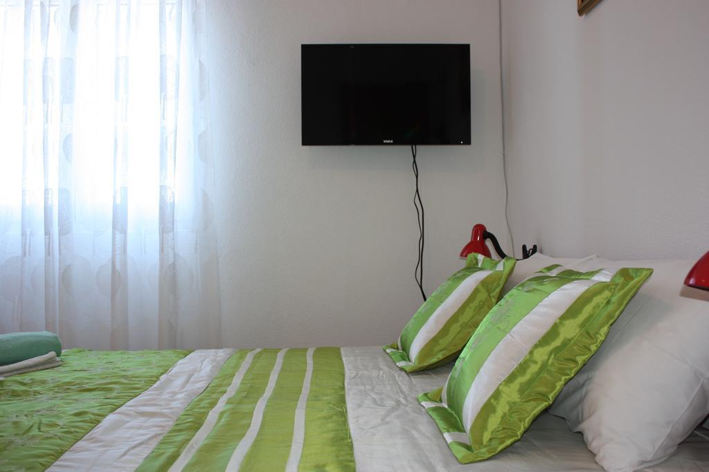 Apartment Lenka *