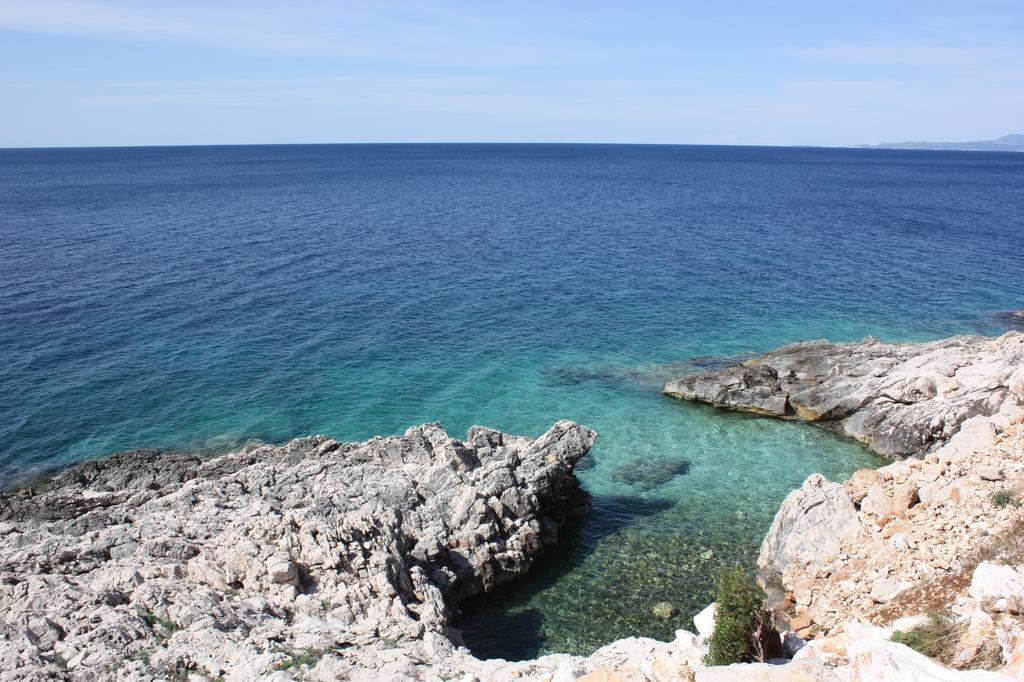 Lenka Milna (Hvar)