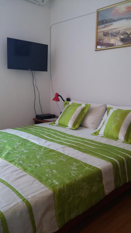 Apartman Studio Lenka *
