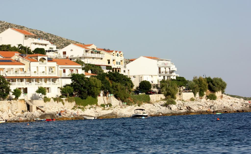 Studio Lenka Apartman